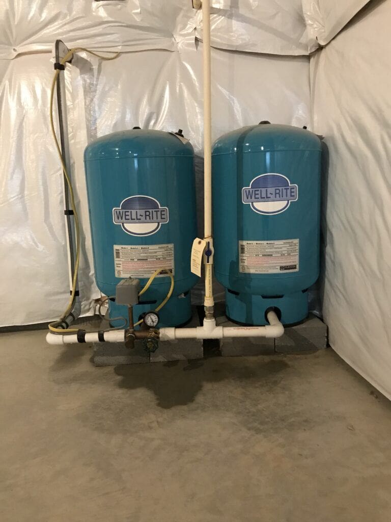 Well water pressure tanks 