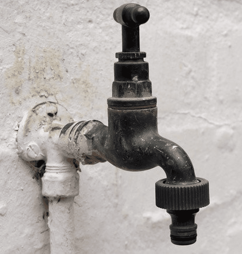 Why do you need to winterize a house plumbing? - Exterior faucet