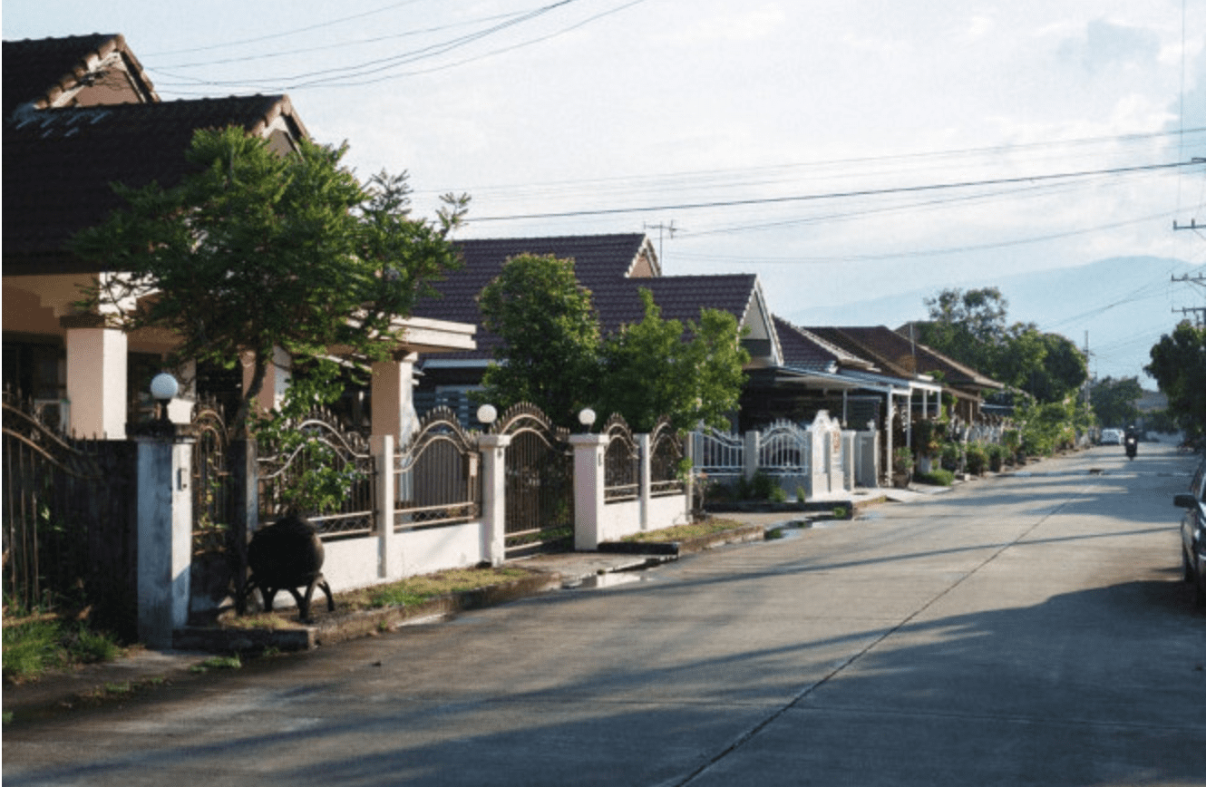 Why Do Some Neighborhoods Have No Sidewalks? - Neighborhood without sidewalks