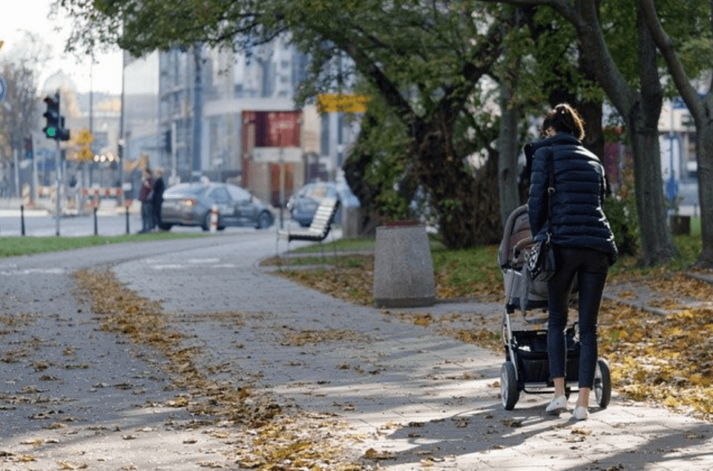 Why Do Some Neighborhoods Have No Sidewalks? - Neighborhood with sidewalk